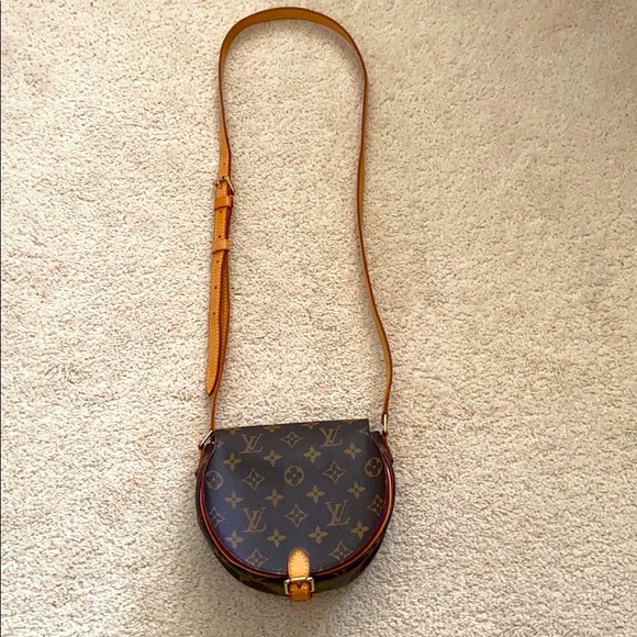 Louis Vuitton Monogram Tambourine Crossbody Bag - Picture 4 of 14